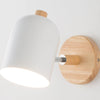Lena | Skandinavische Holz-Wandlampe